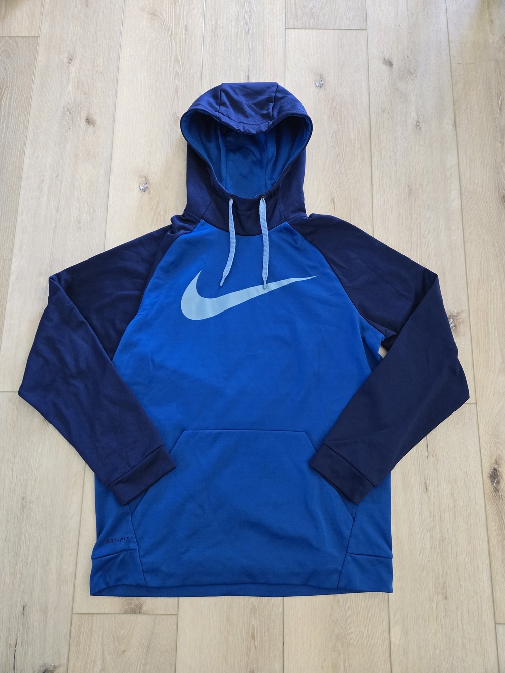 Nike Dri-FIT Men's Colorblock Pullover Hoodie Nike Blue and Navy Pullover Hoodie